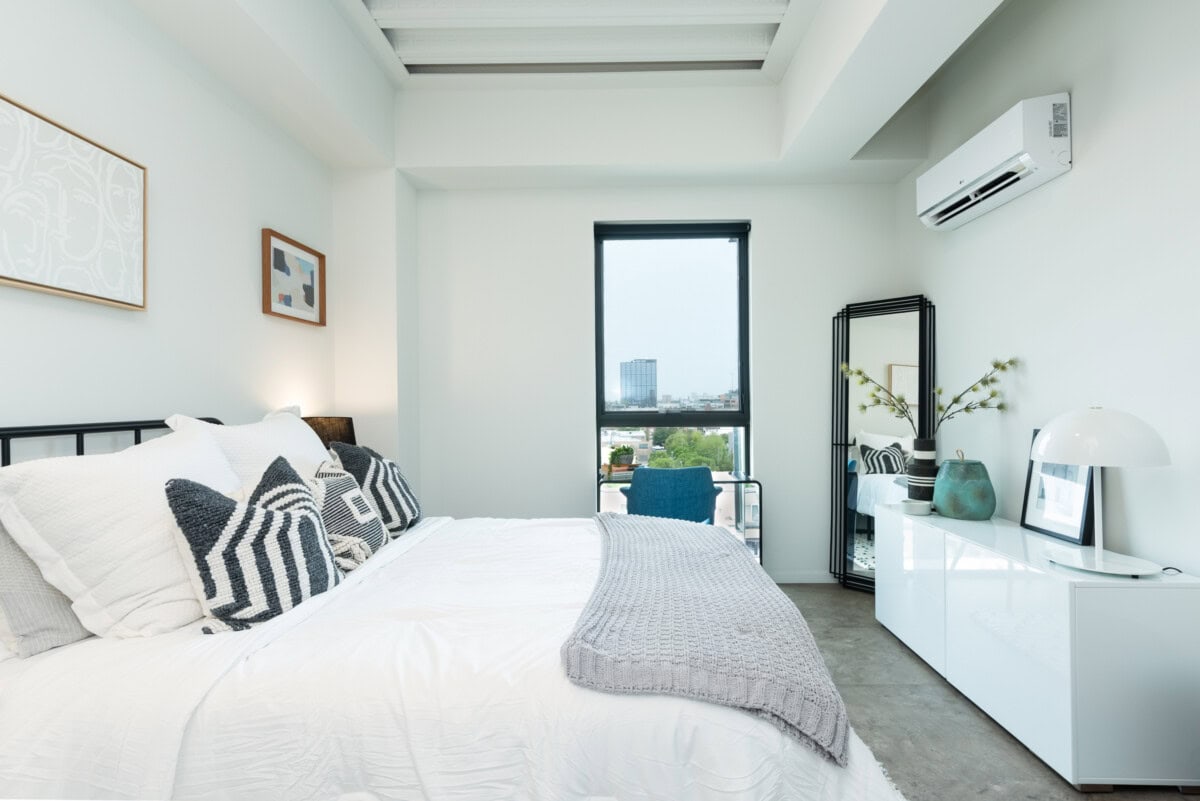 16 model bedroom2