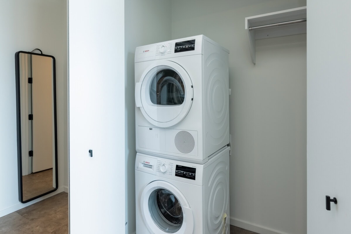21 model laundry